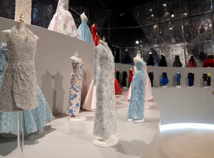 Princess Diana & The Royals: The Exhibition